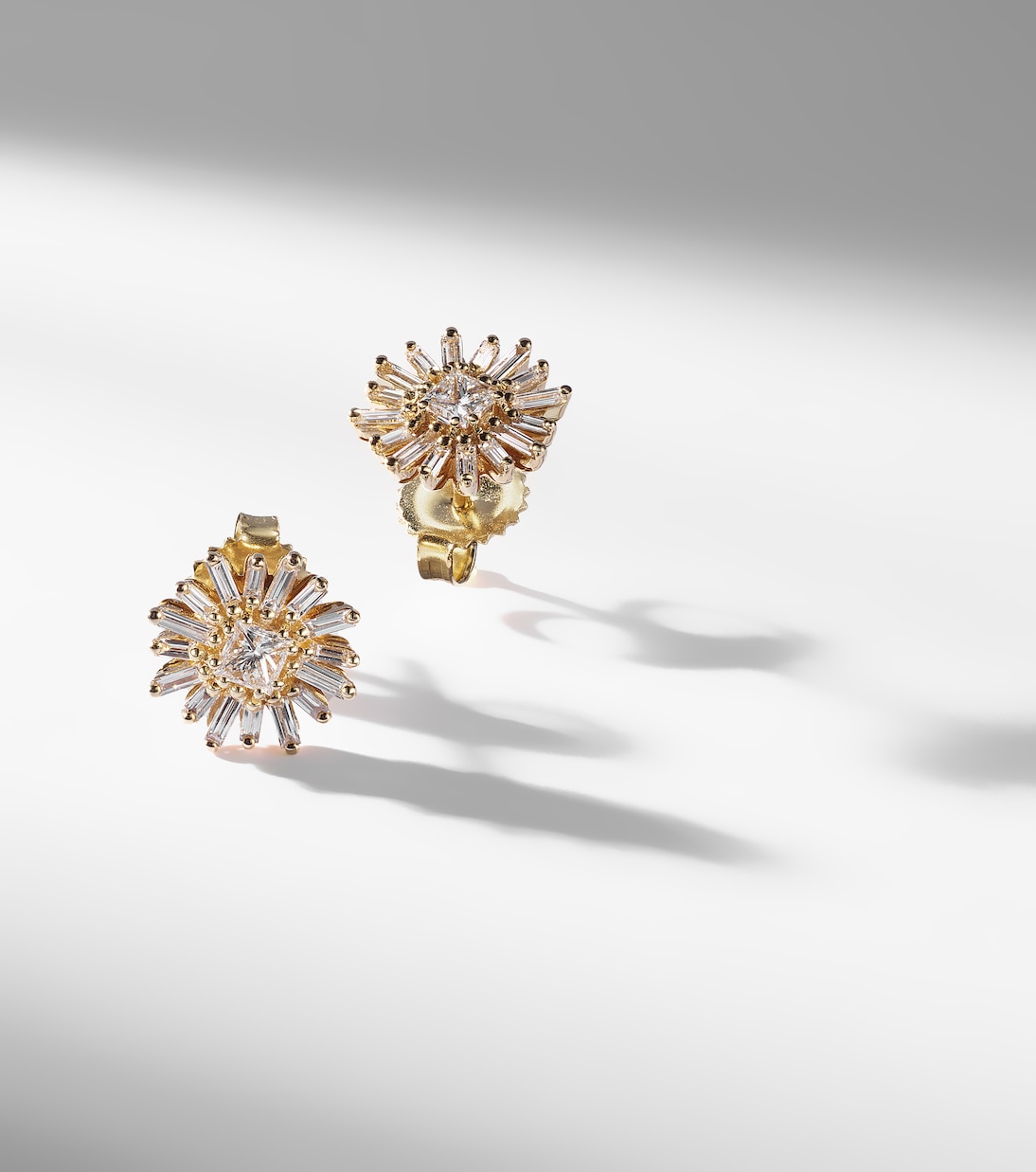 Princess Mini 18kt gold earrings with diamonds | Suzanne Kalan