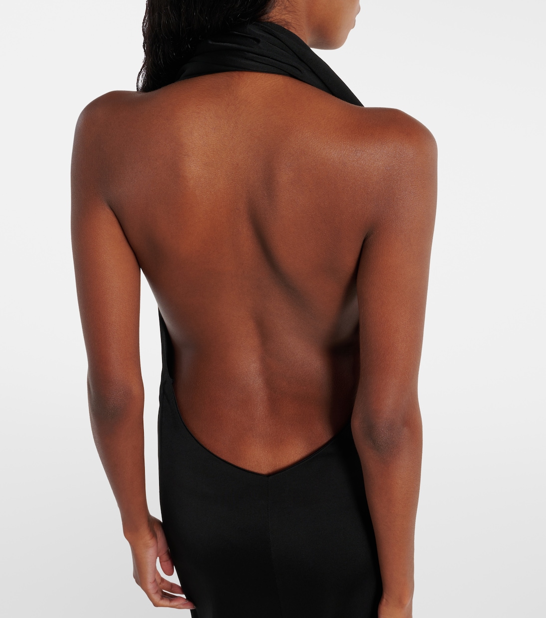 فستان سهرة من الجيرسيه الدرابيه Roza | Khaite