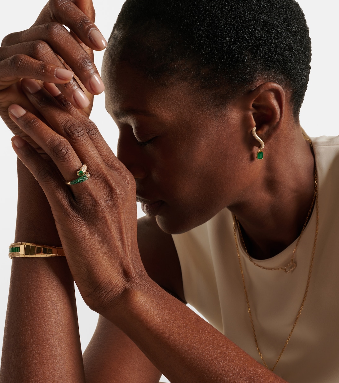 Bague Mixed Bypass en or 18 ct, diamants et émeraudes | Shay Jewelry