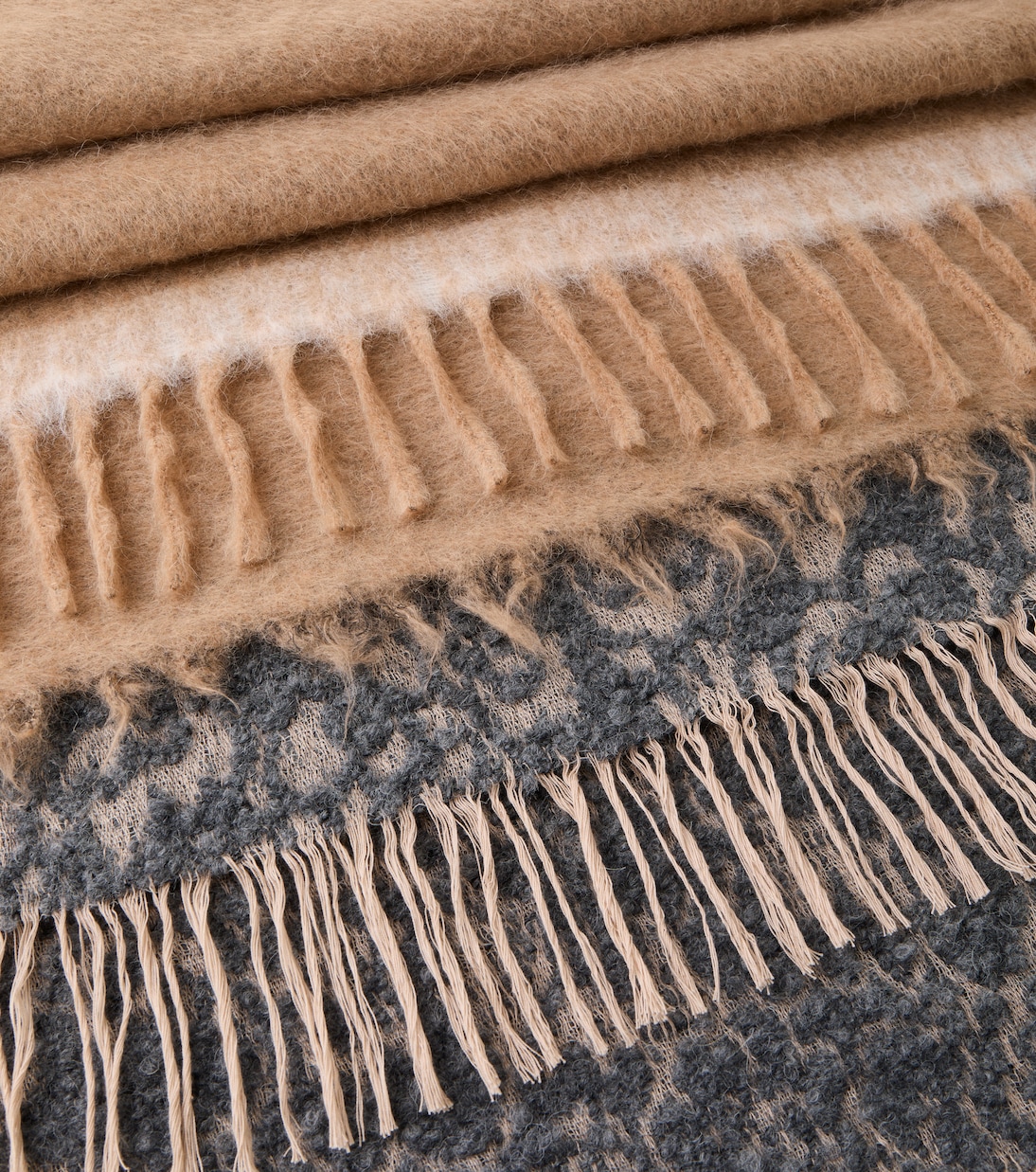 Malghe wool and cotton-blend throw | The House of Lyria