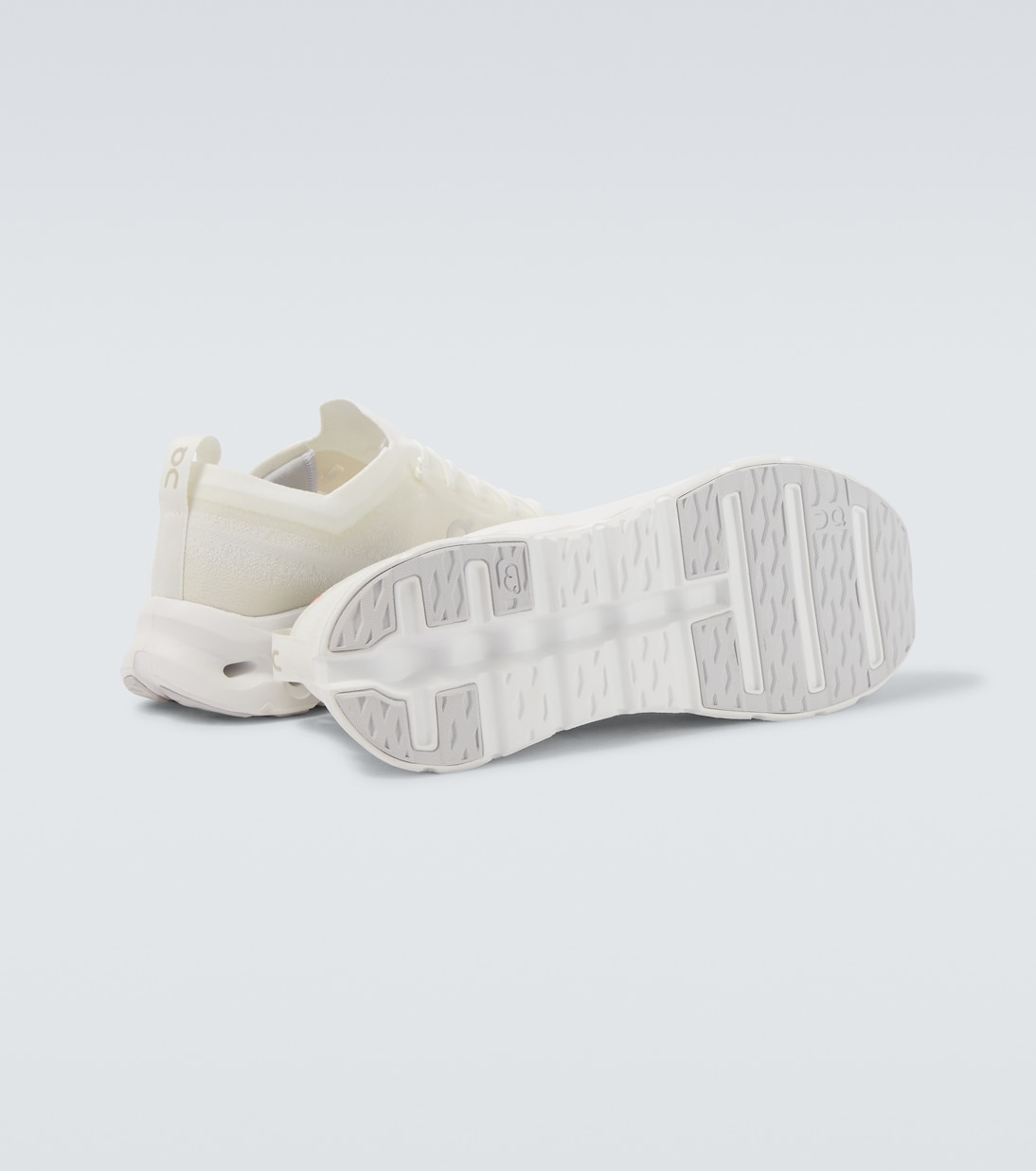 Cloudtilt Moon running shoes | On
