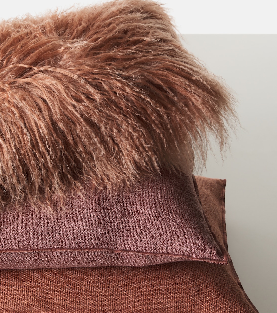 Shearling and linen cushion | Maison de Vacances