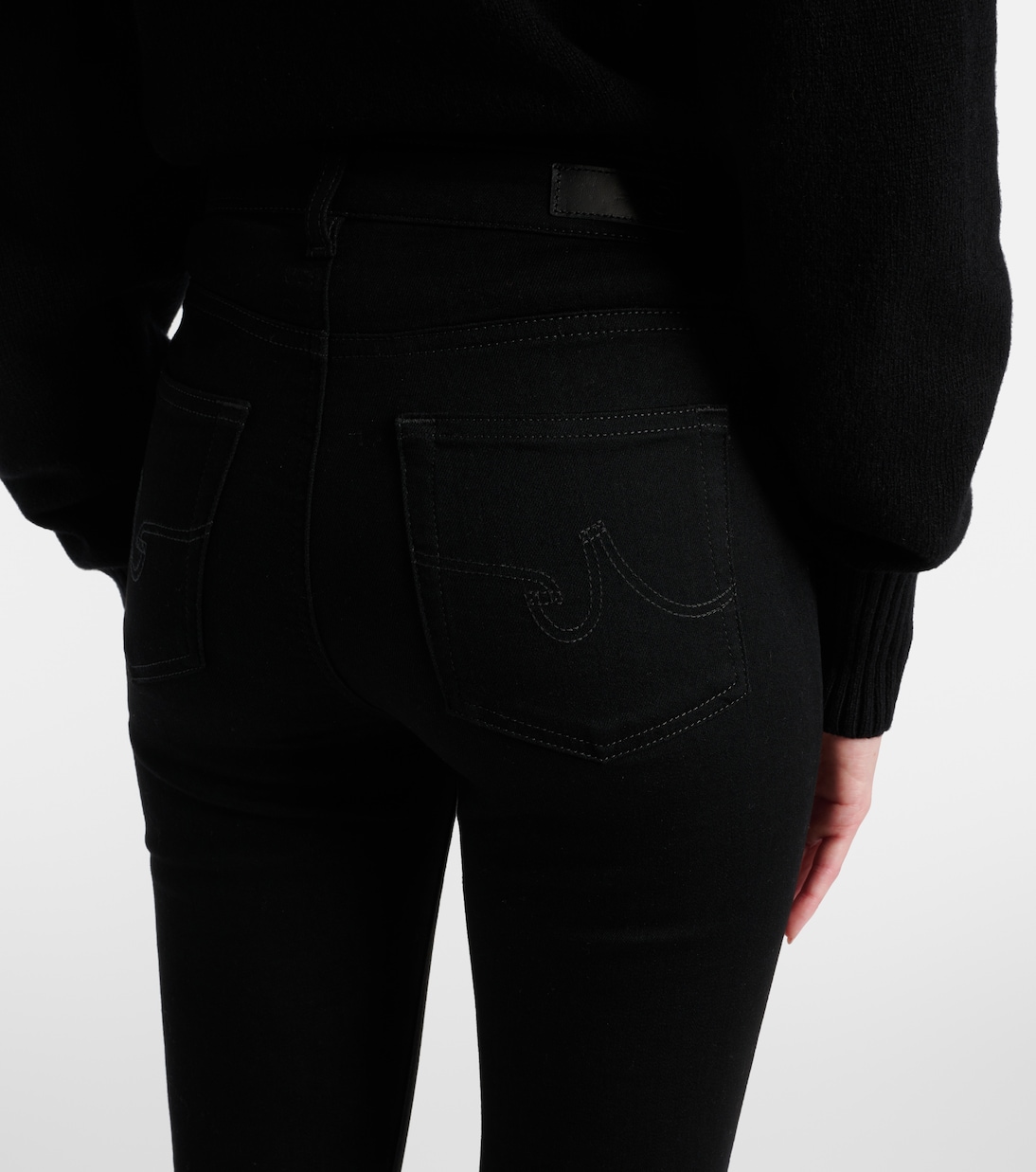 Mid-Rise Straight Jeans Mari | AG Jeans