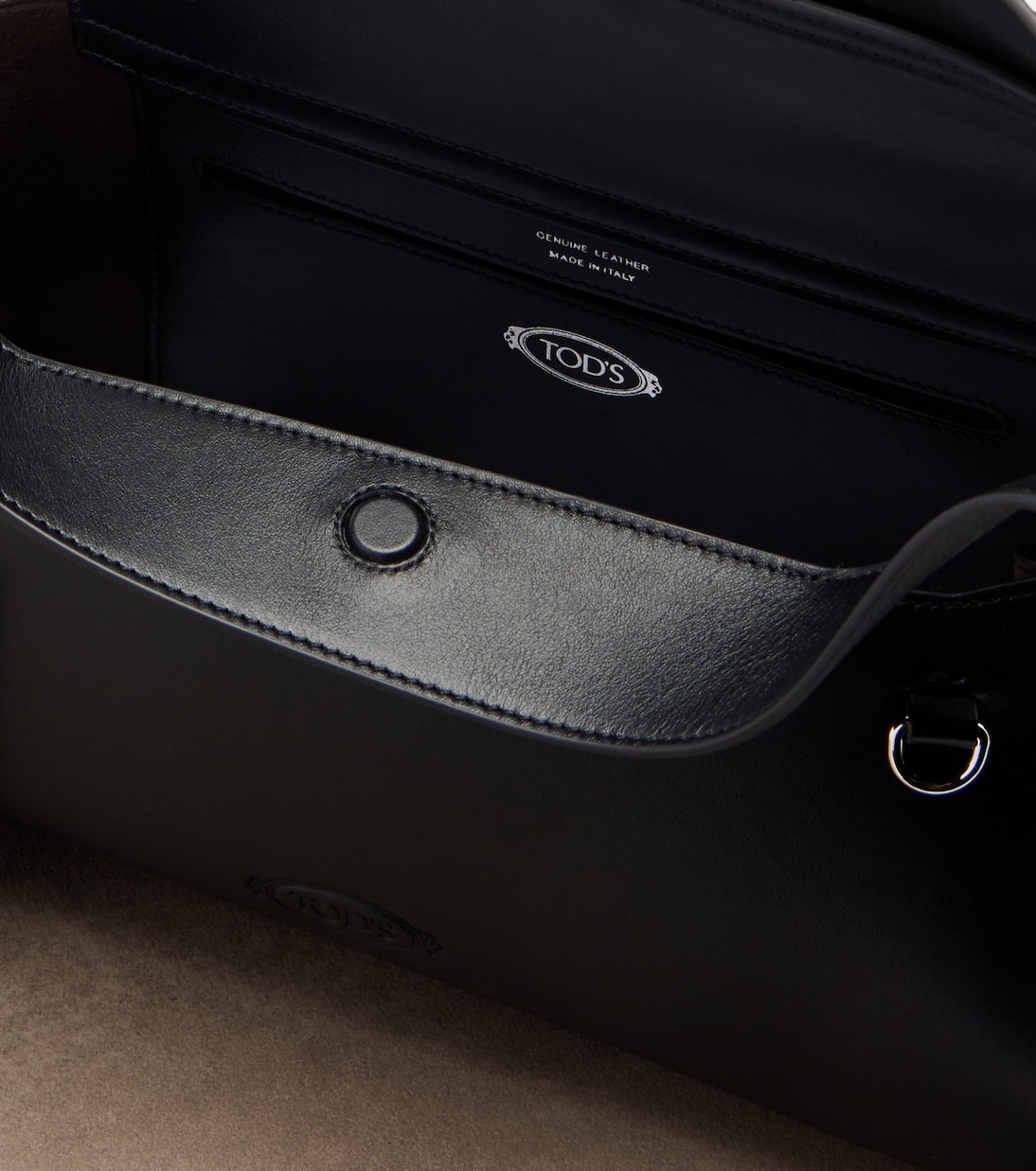 Wave Mini leather clutch | Tod's