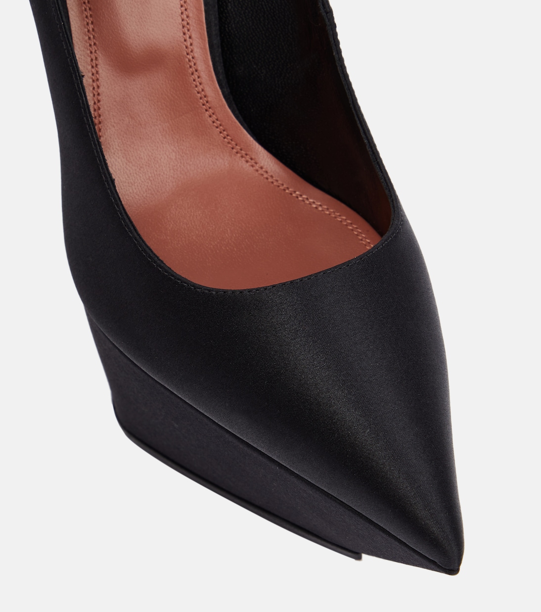 Plateau-Pumps Yigit aus Satin | Amina Muaddi