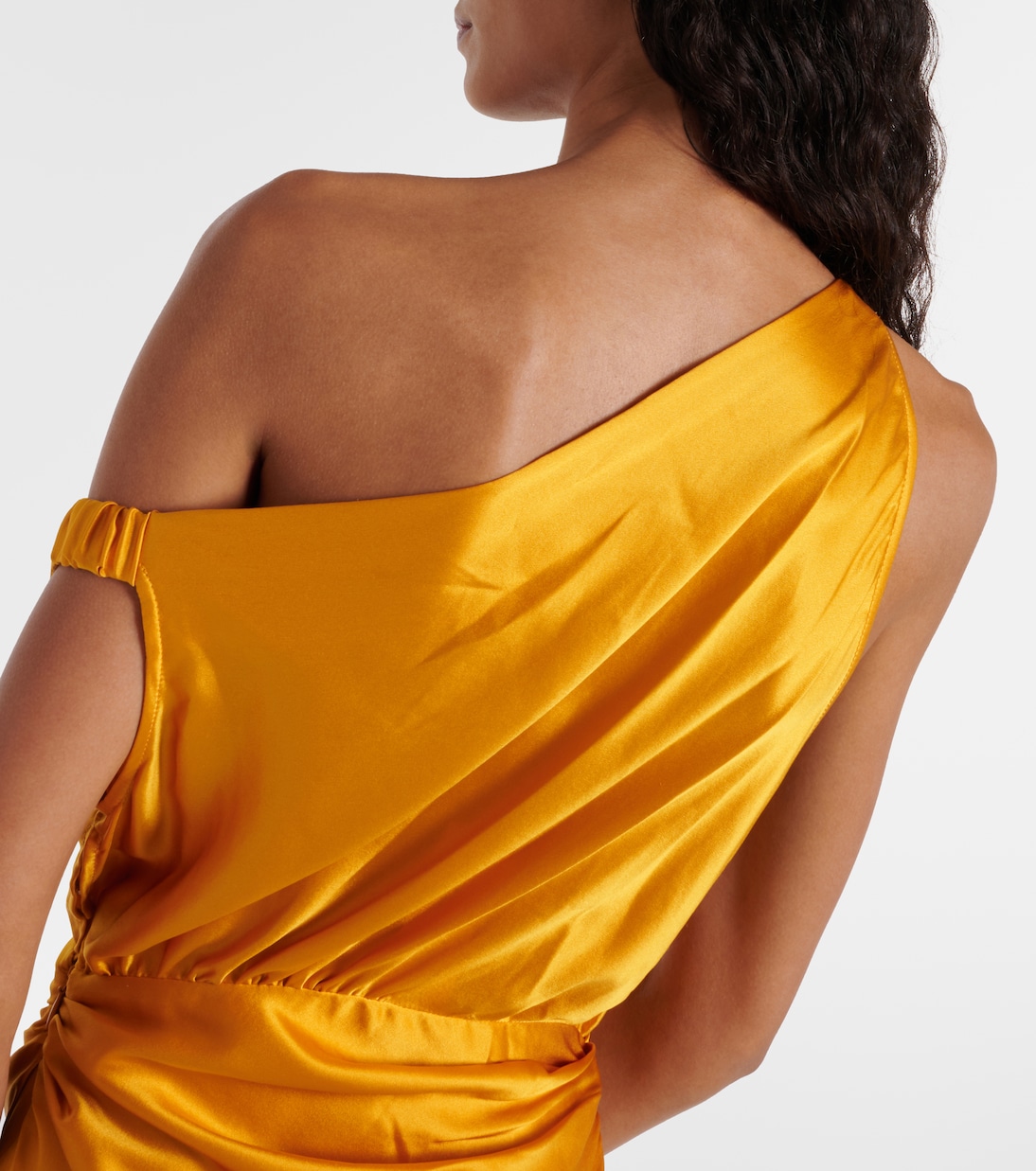 Robe longue en satin de soie | The Sei