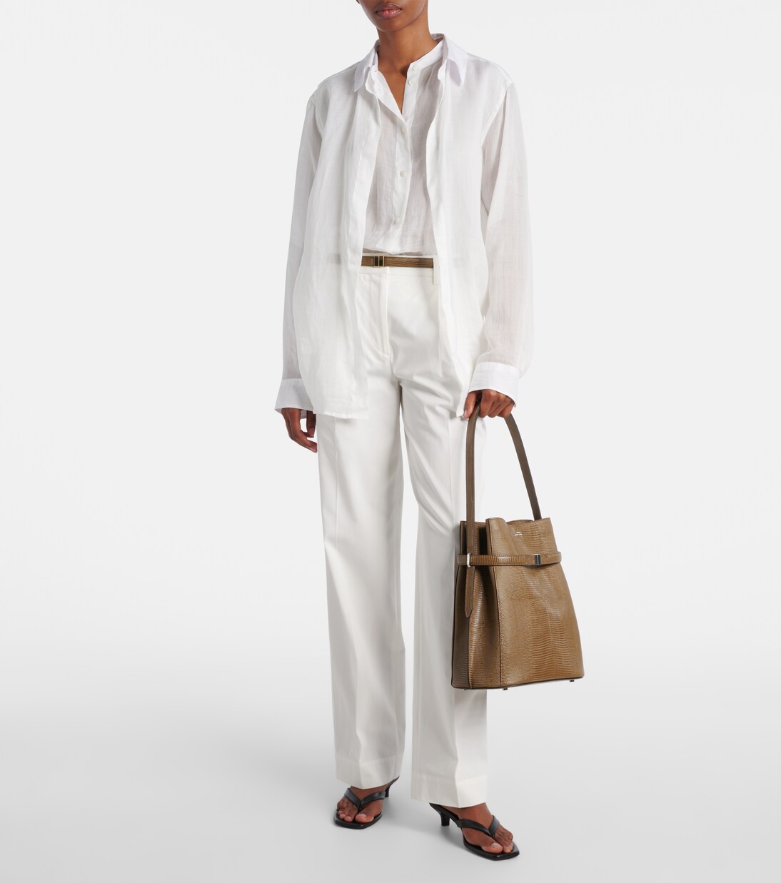 Sac seau en cuir | Toteme