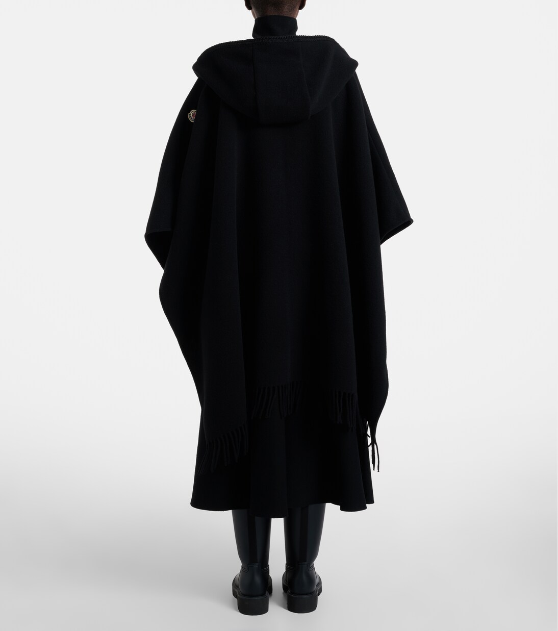 Fringed virgin wool cape | Moncler