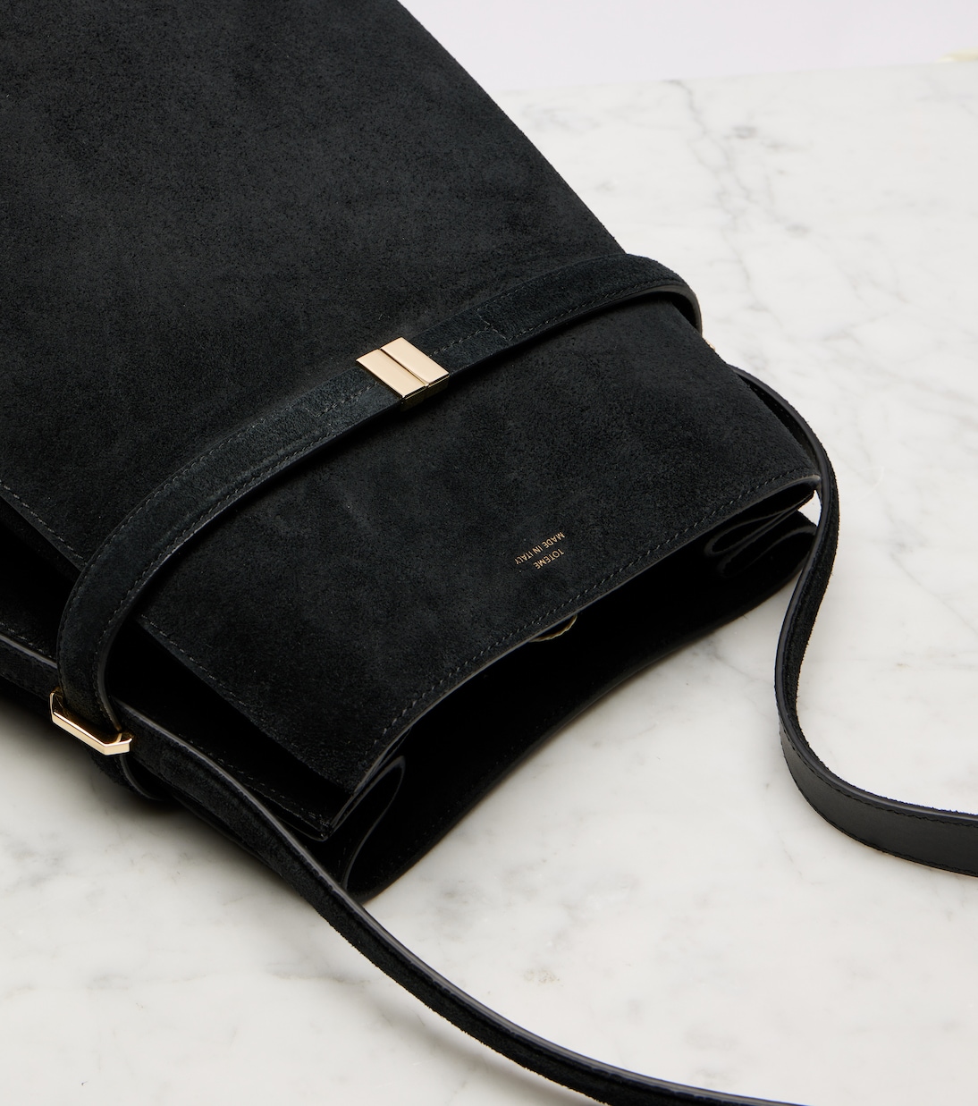 스웨이드 버킷 백 | Toteme