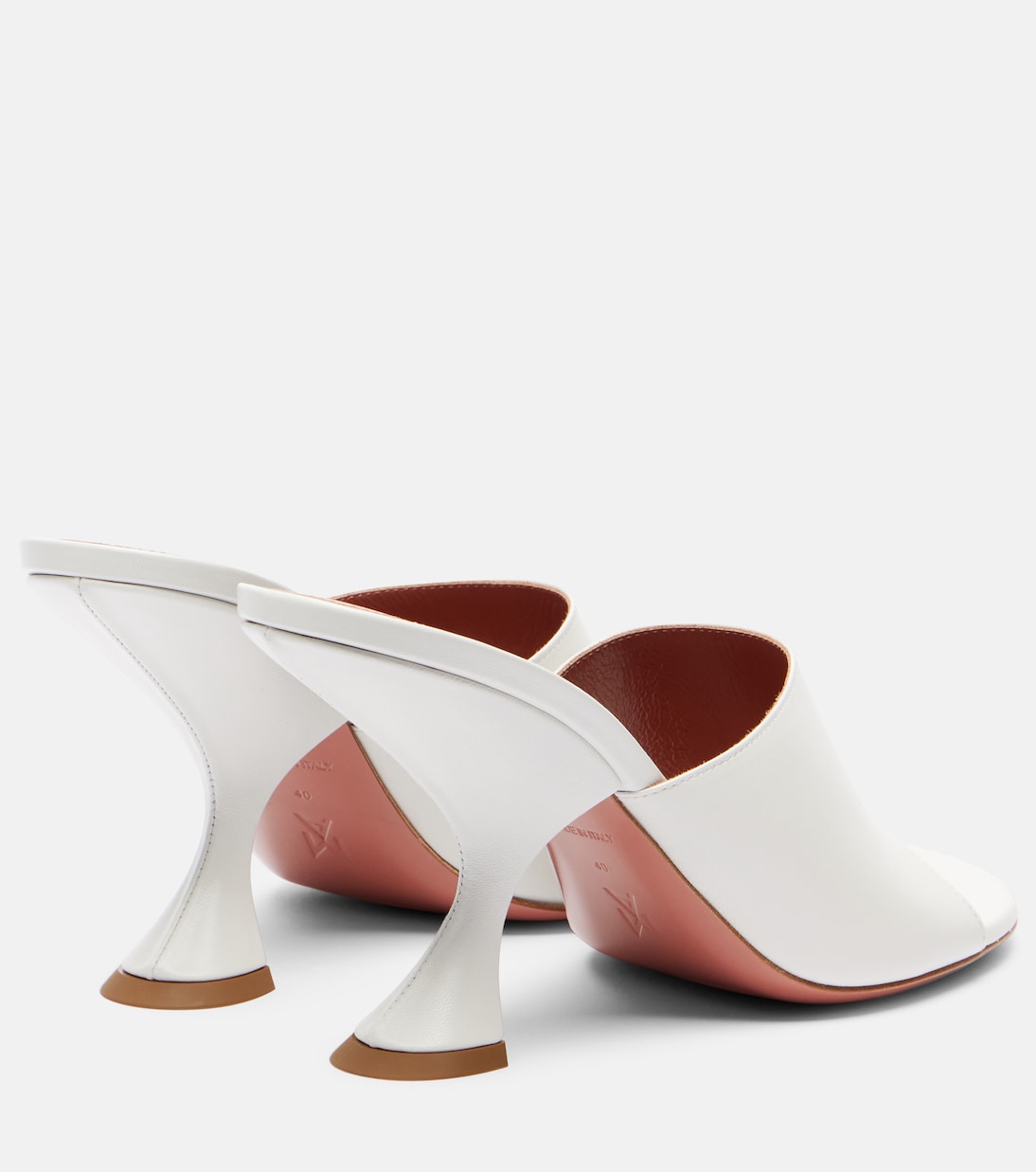 Pantoletten Taylor 90 aus Leder | Amina Muaddi