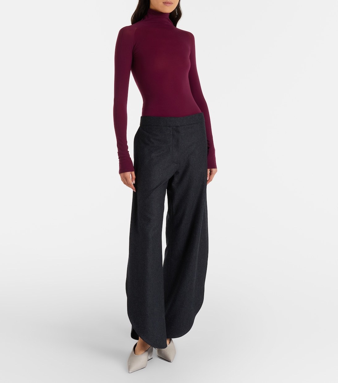 Mules compensées Cube 75 en velours | Alaïa