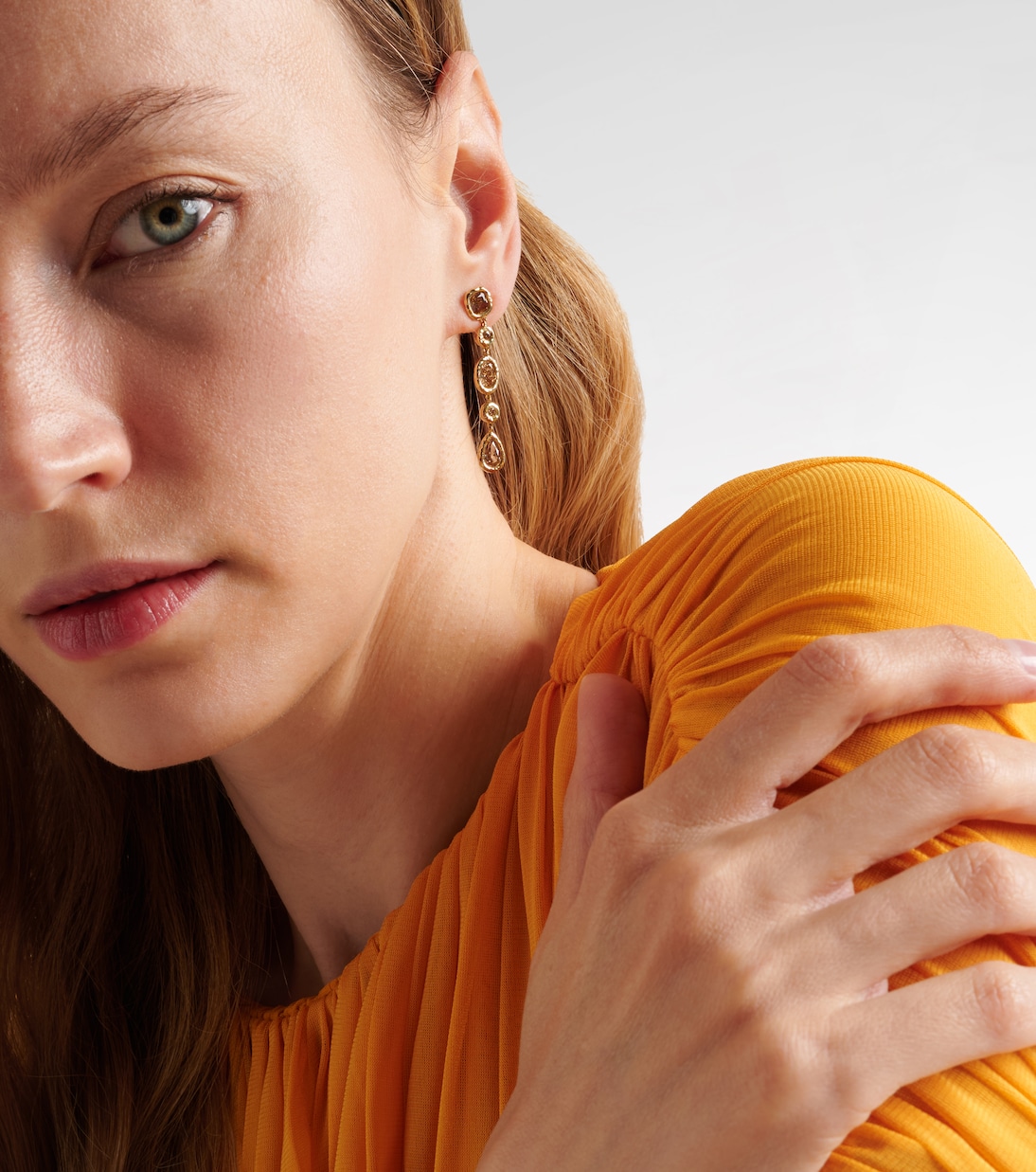 Ohrringe Nesting Gem aus 18kt Gelbgold mit Diamanten | Octavia Elizabeth