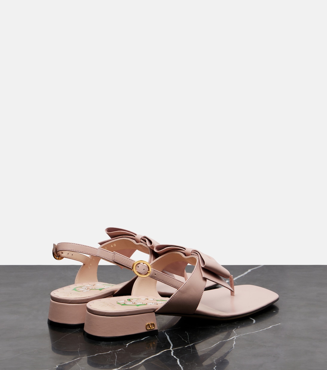 Bowow 25 leather thong sandals | Valentino Garavani