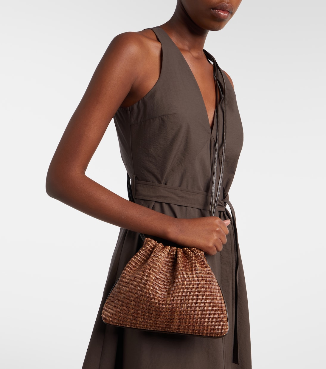 Mellow Small raffia-effect crossbody bag | Brunello Cucinelli