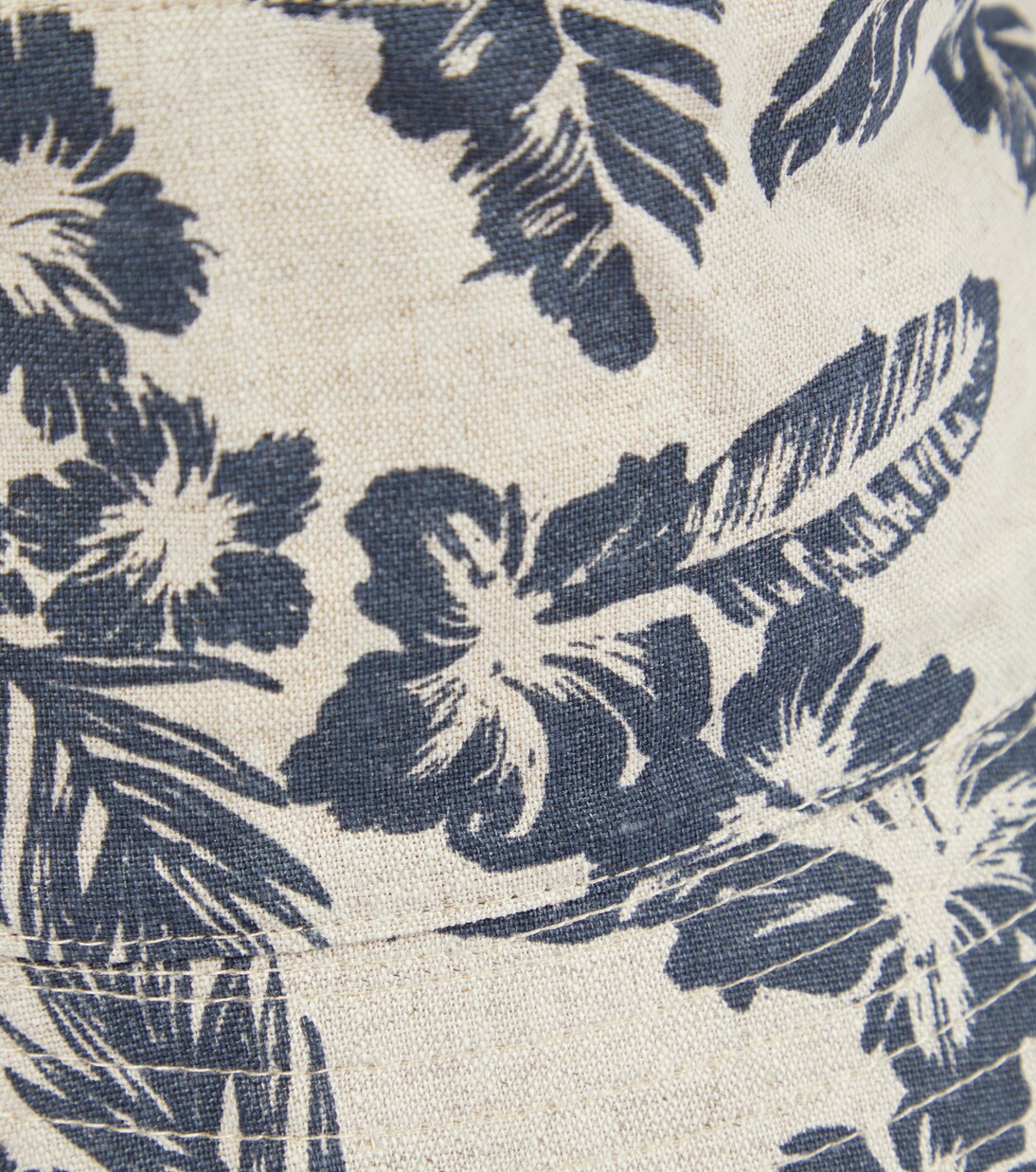 Hut aus Leinen und Baumwolle | The New Society