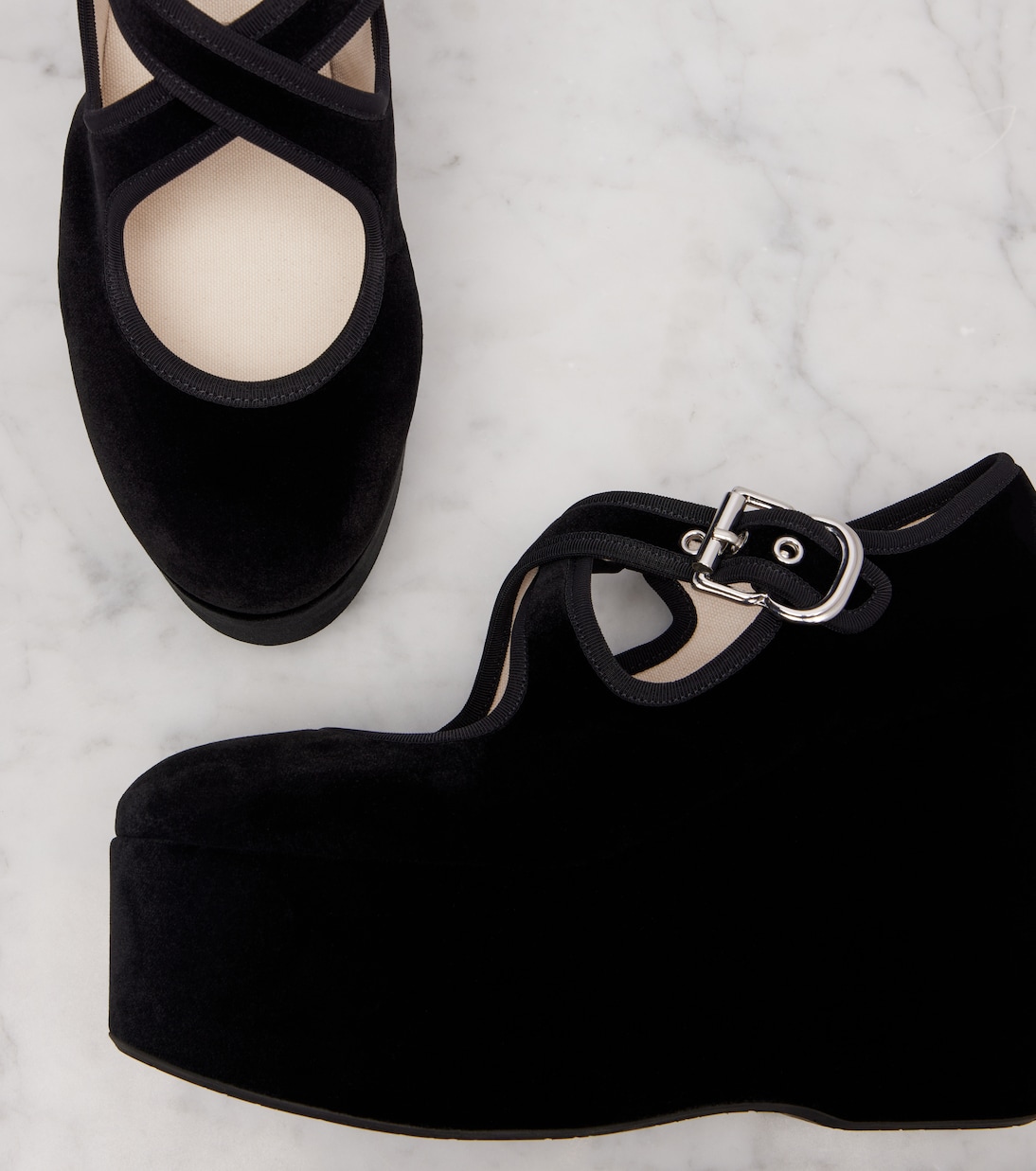 Cuñas Criss Cross 110 de terciopelo | Alaïa