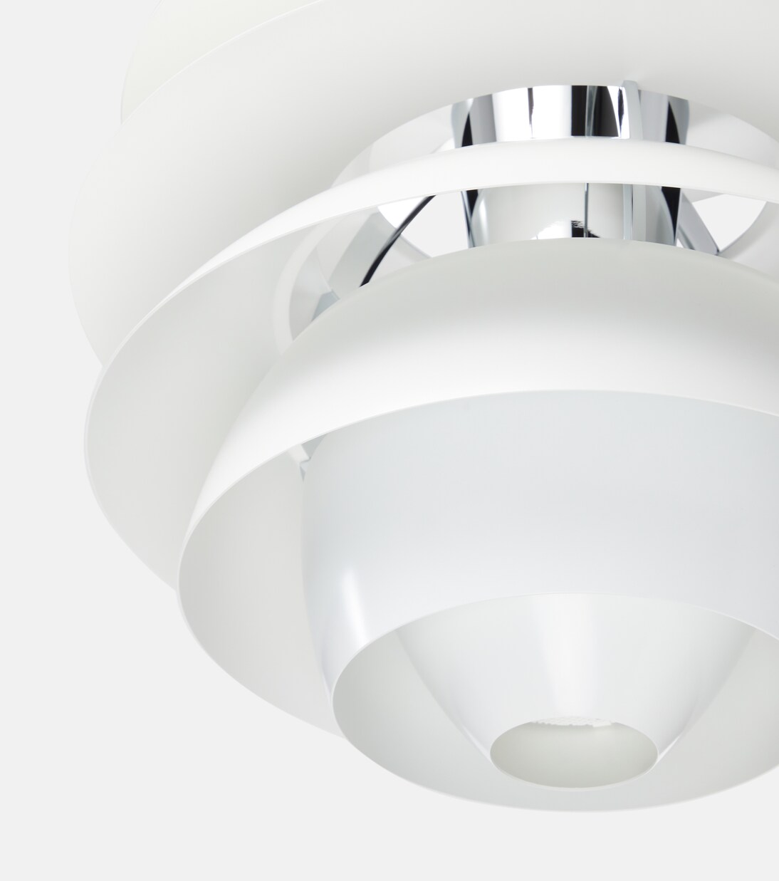 PH Snowball pendant lamp by Poul Henningsen | Louis Poulsen