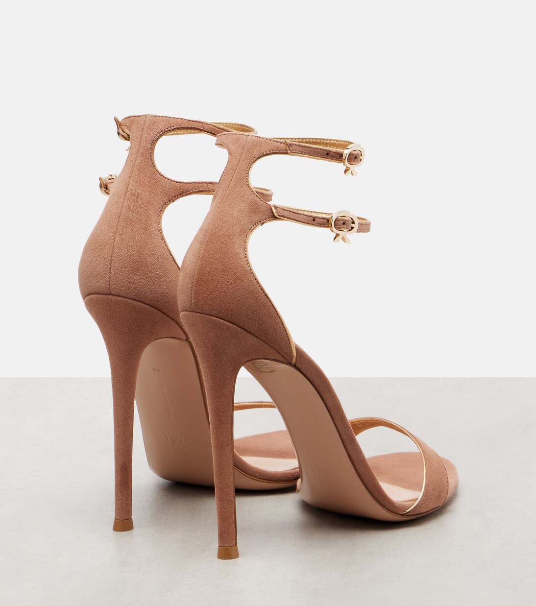 110 suede sandals | Gianvito Rossi