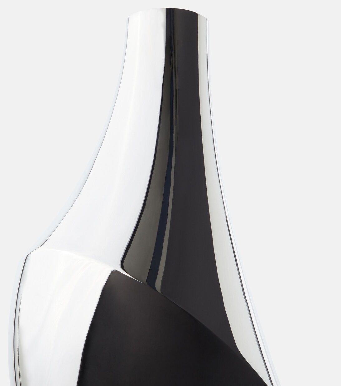 Flora Large stainless steel vase by Todd Bracher | Georg Jensen