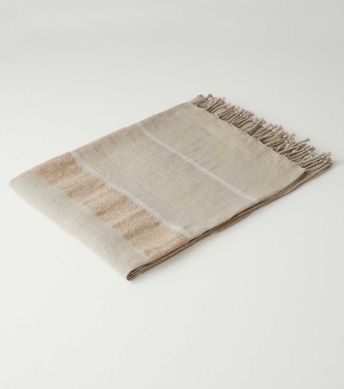 Fringed linen-blend lamé throw | Brunello Cucinelli