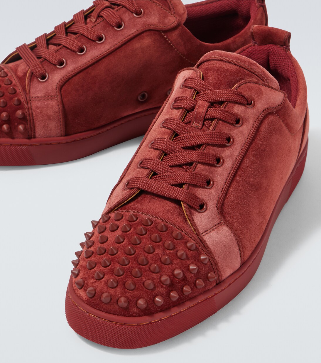 Sneakers Louis Junior Spikes aus Veloursleder | Christian Louboutin