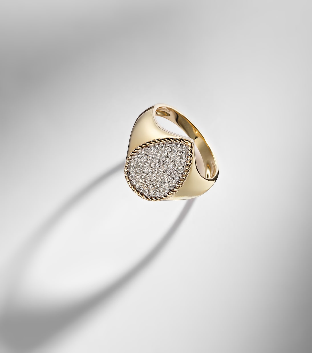 Bague en or 18 ct et diamants | Yvonne Léon