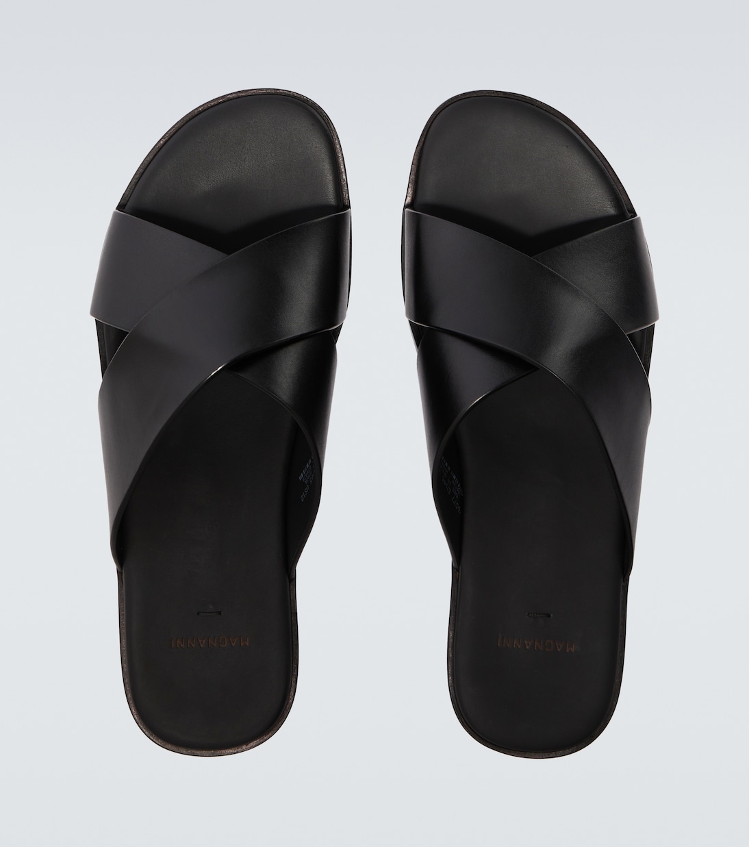 Leather slides | Magnanni