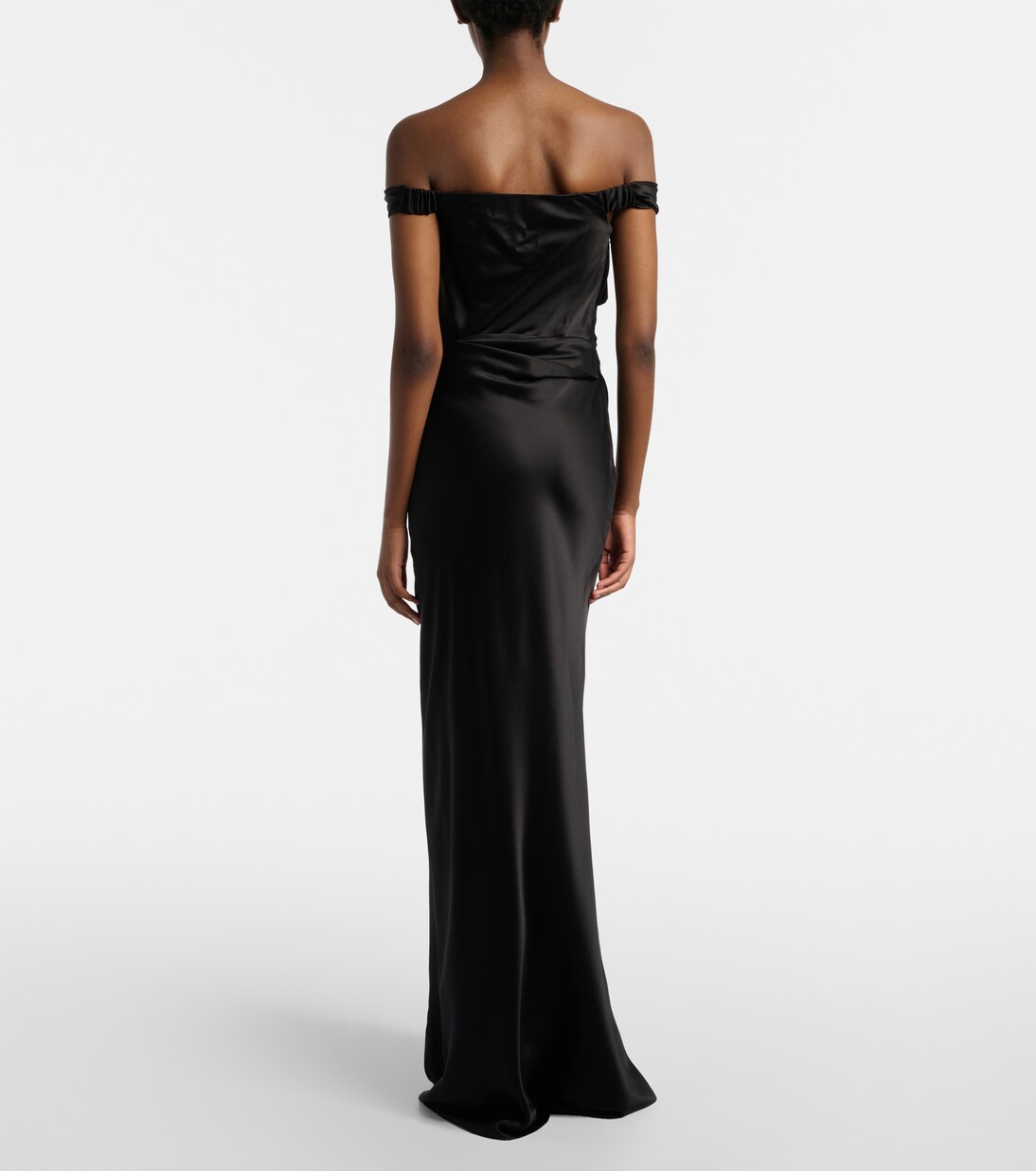 Robe Bardot aus Seidencharmeuse | The Sei