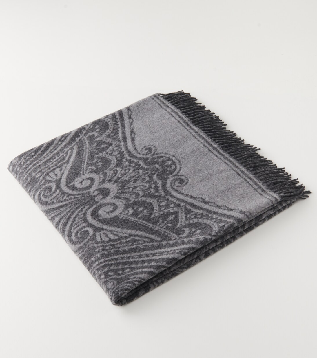 Paisley wool and cashmere blanket  | Etro