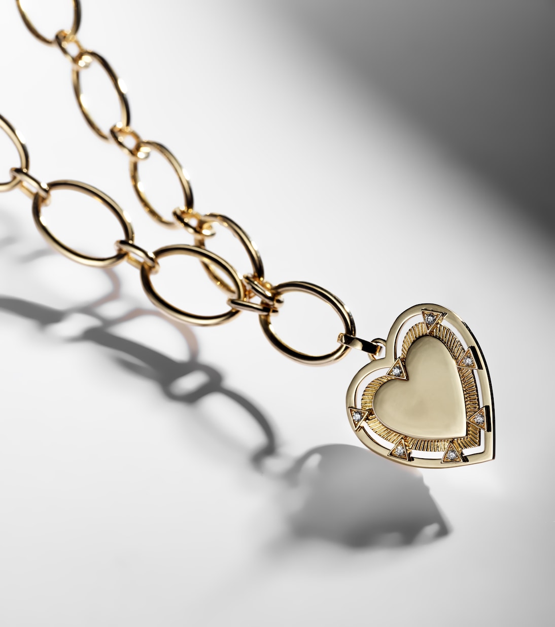 Collier Love Heart Token en or 18 ct et diamants | FoundRae