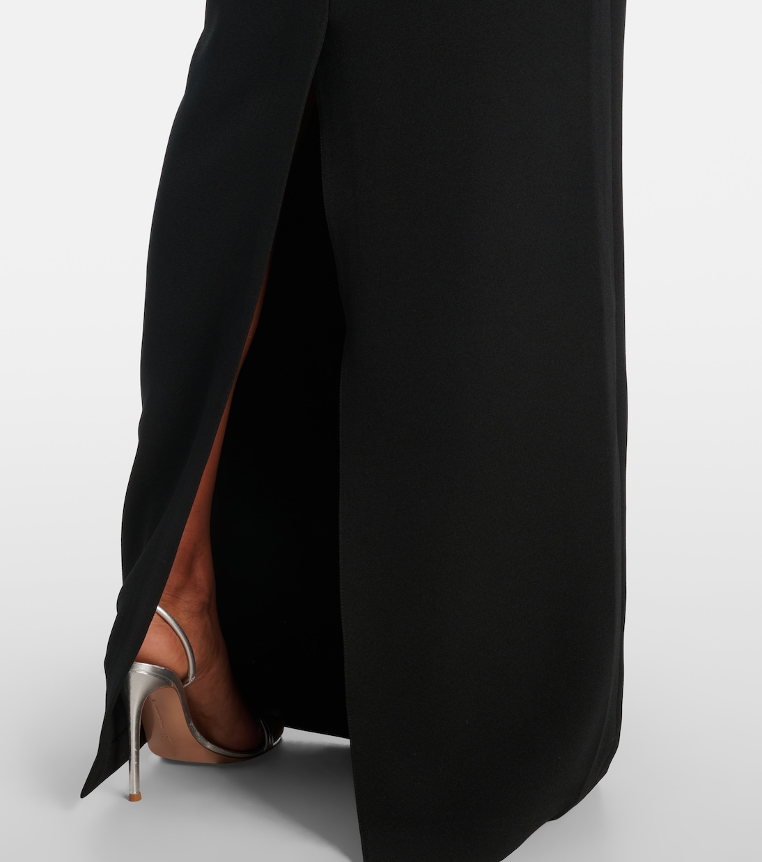 Embellished crêpe gown | Safiyaa