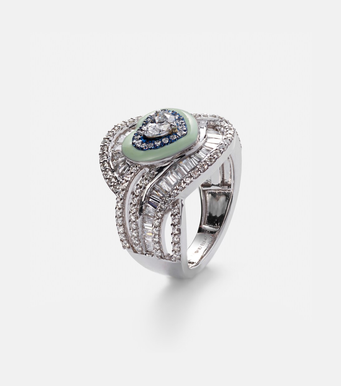 18kt white gold and titanium pinky ring with diamonds | Kamyen