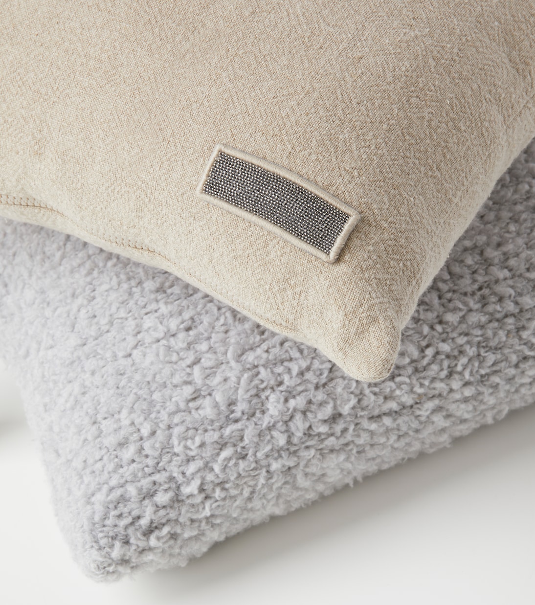 Monili cashmere-blend bouclé cushion | Brunello Cucinelli