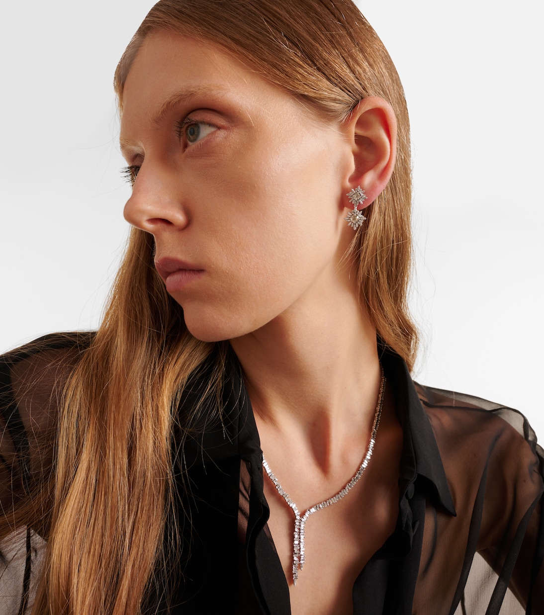 أقراط للأذن من الذهب الأبيض 18 قيراط مع ألماس  | Suzanne Kalan