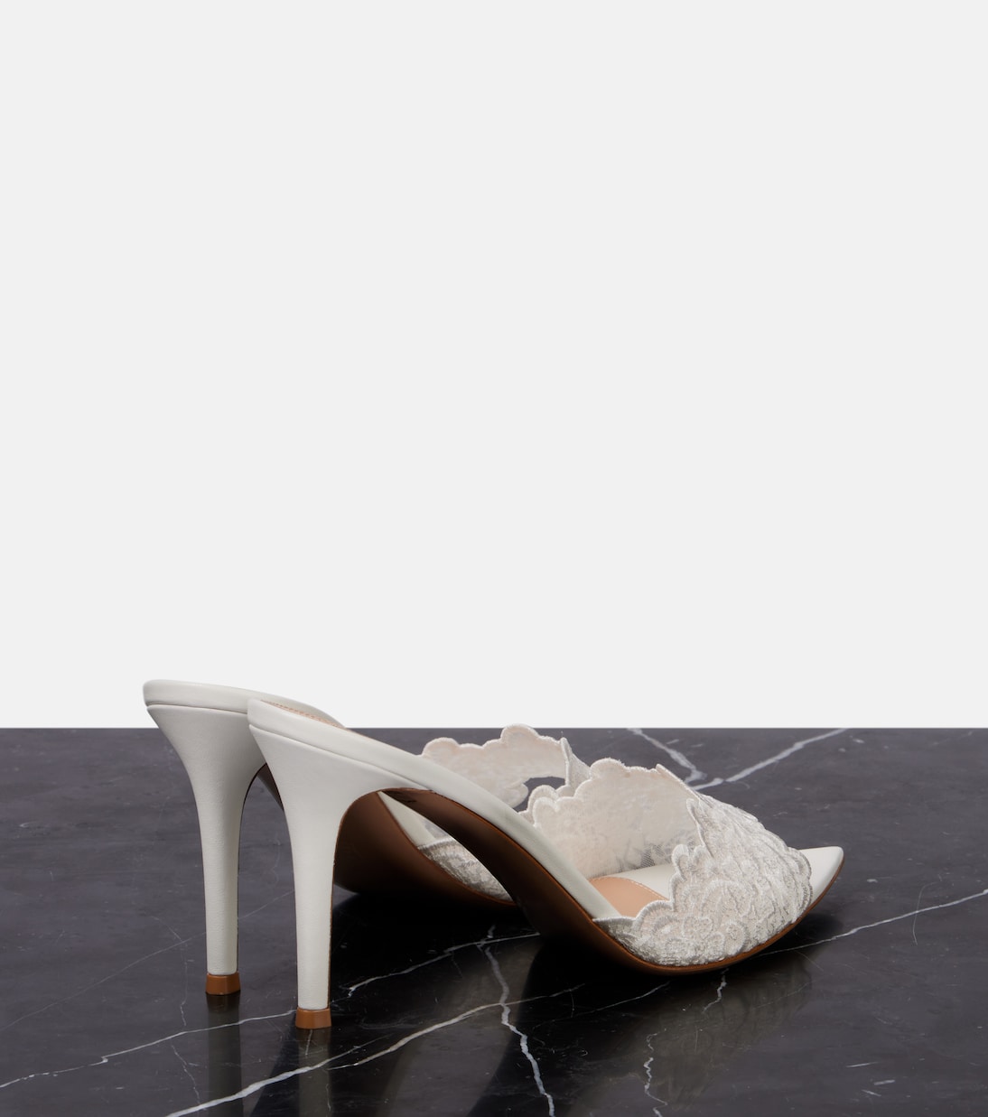 Yvonne 85 lace sandals | Gianvito Rossi