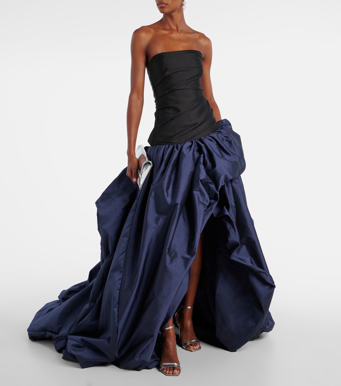 Off-Shoulder-Robe | Marmar Halim