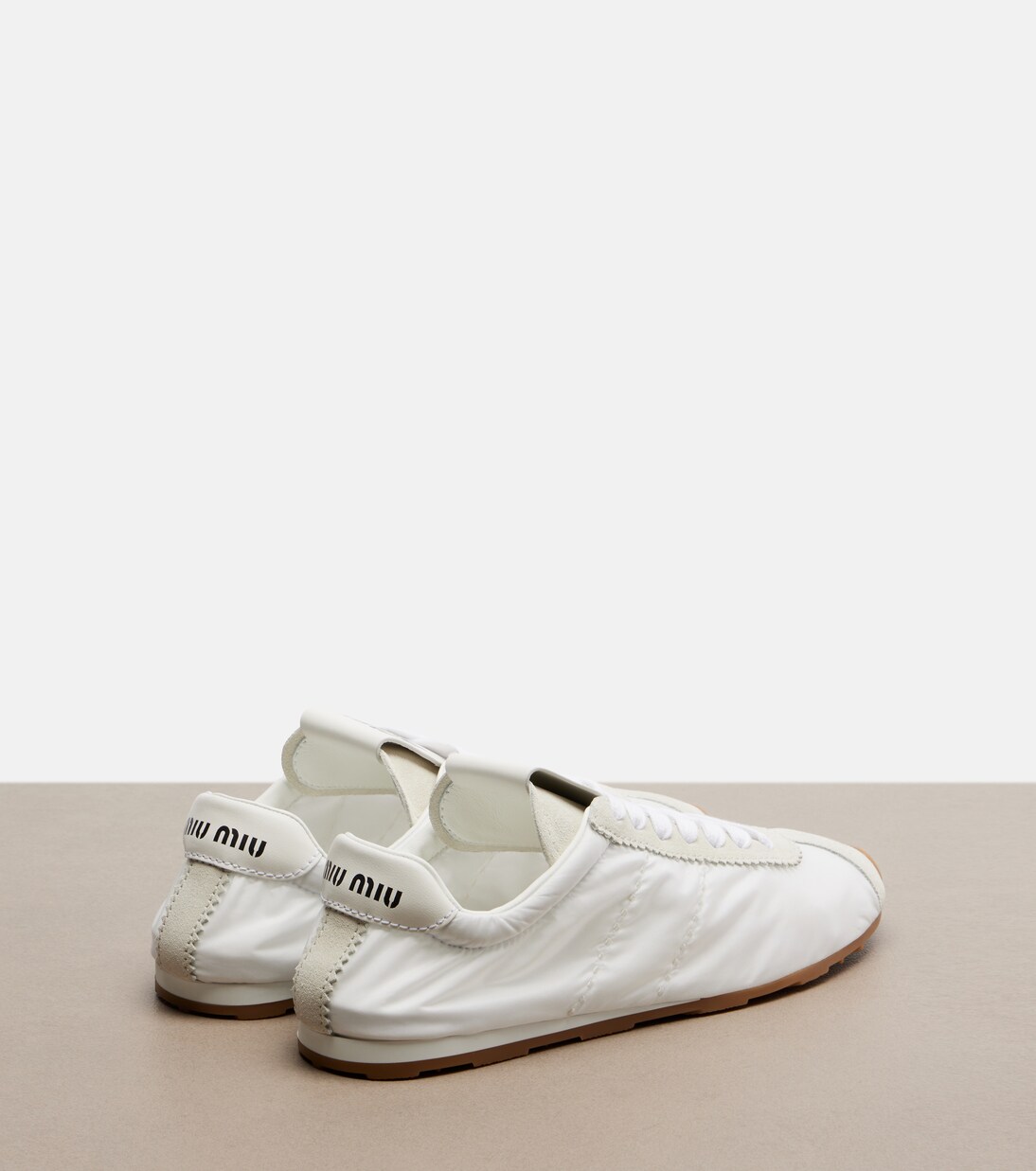 Baskets Plume à finitions en daim | Miu Miu