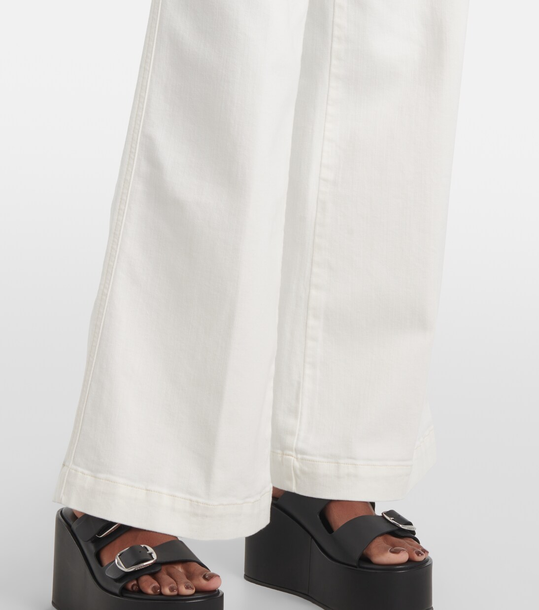 The Seamed Wide high-rise pants | Frame