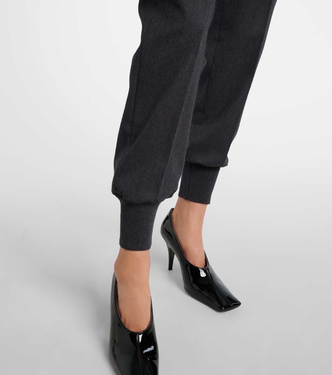 Mid-rise wool tapered sweatpants | Stella McCartney