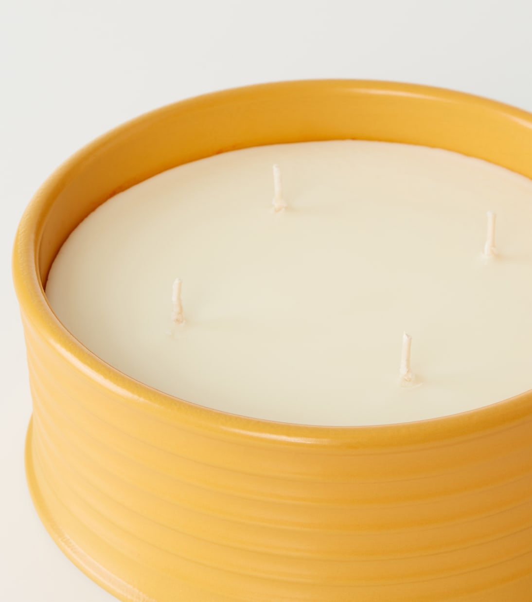 Ginger scented outdoor candle | Loewe Home Scents