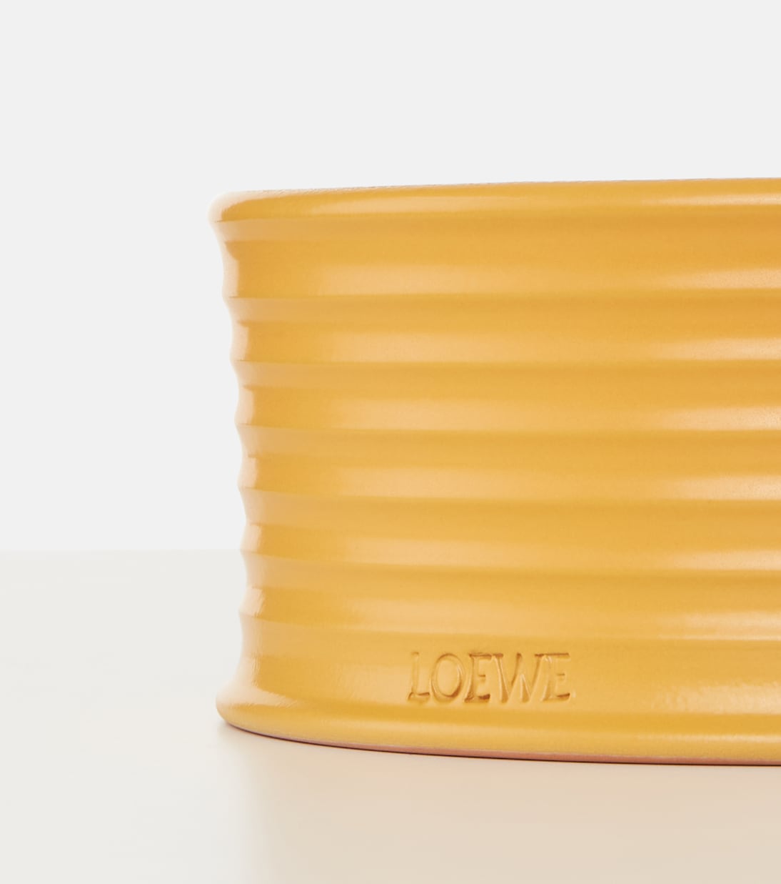 Ginger scented outdoor candle | Loewe Home Scents