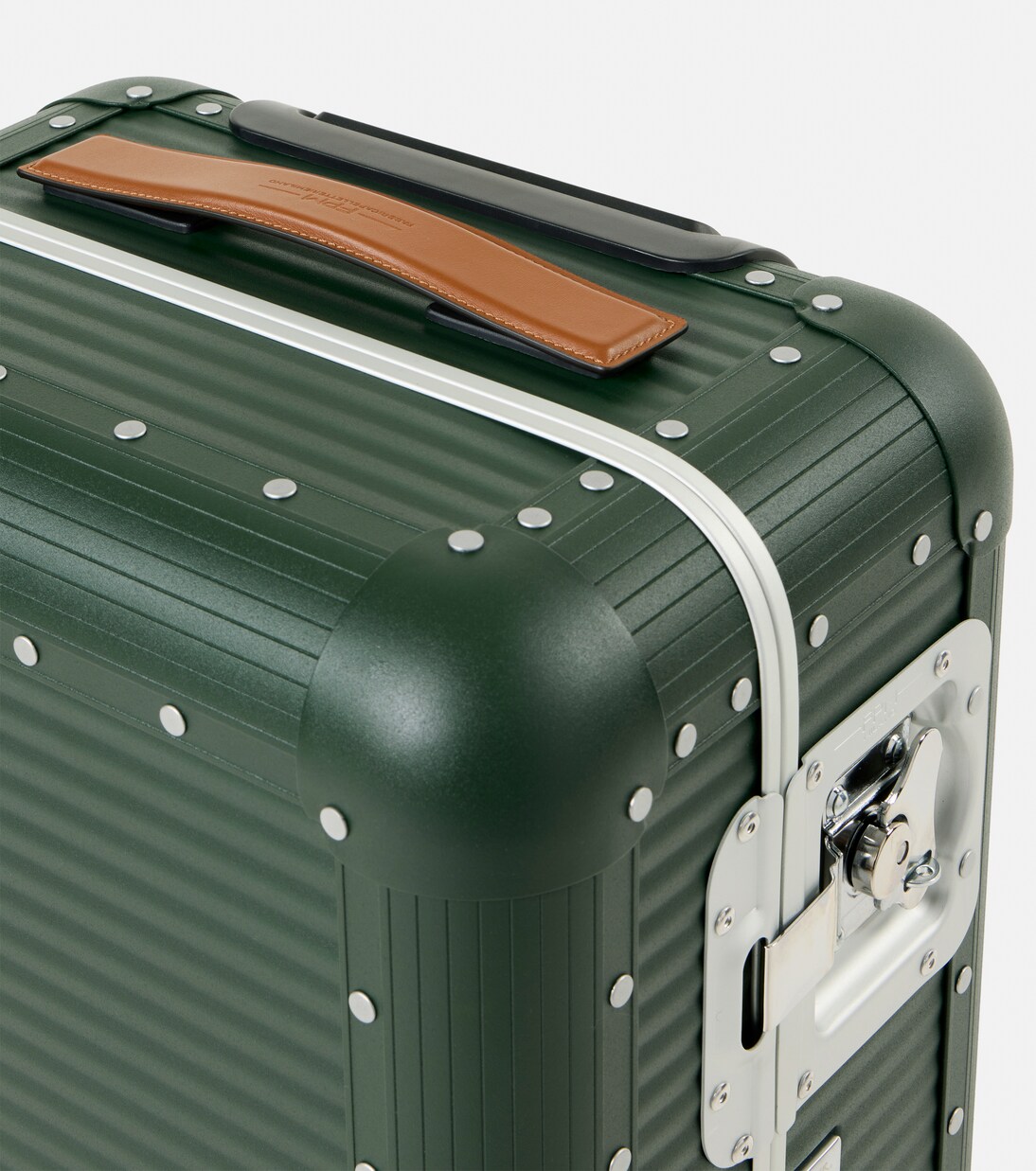 Bank Spinner 53 carry-on suitcase | FPM Milano