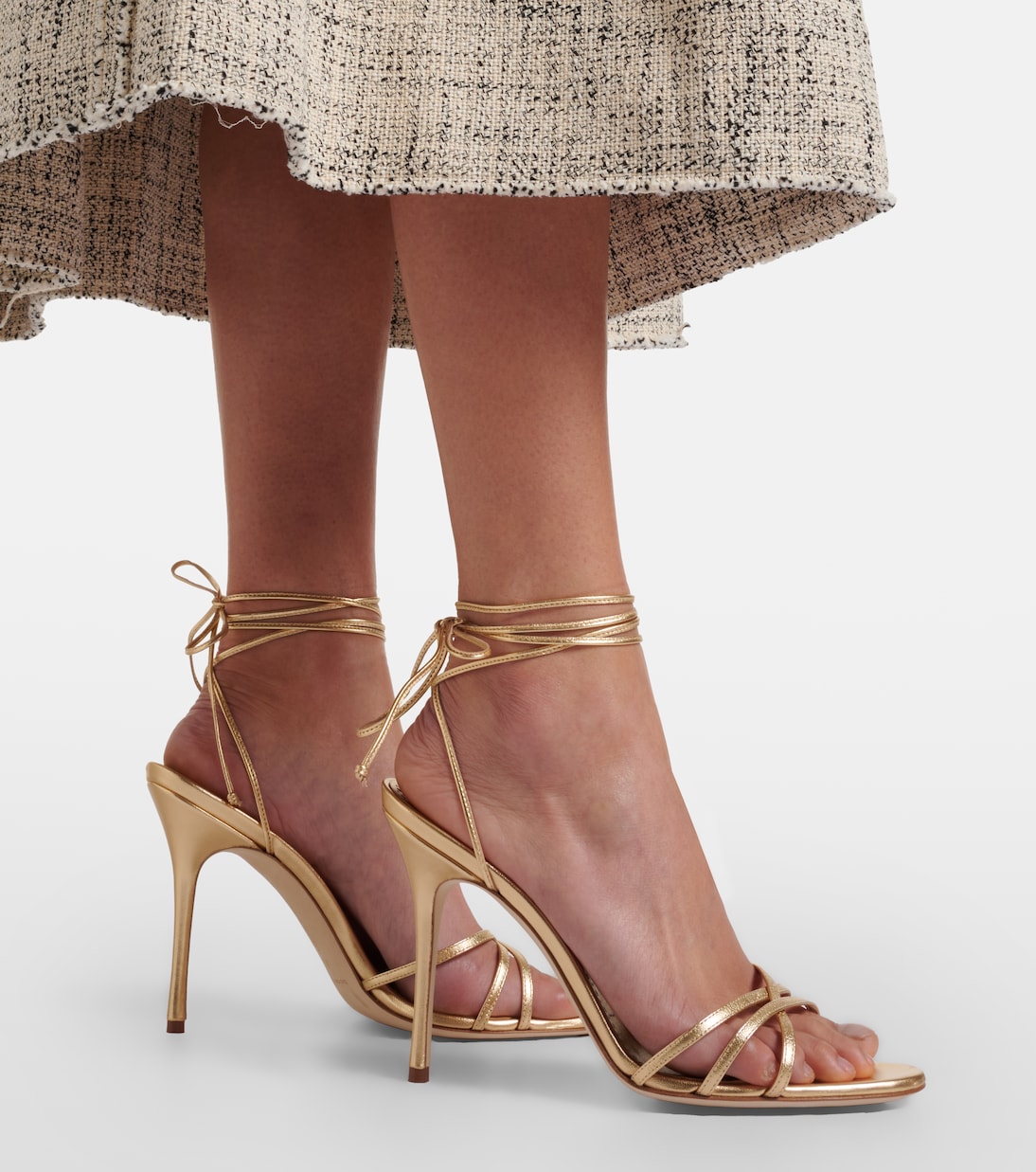 Leva 105 metallic leather sandals | Manolo Blahnik