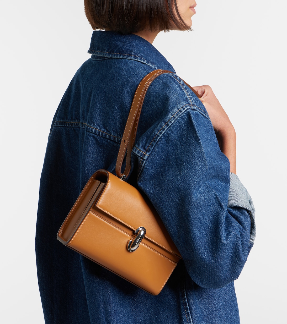 Symmetry 19 leather shoulder bag | Savette