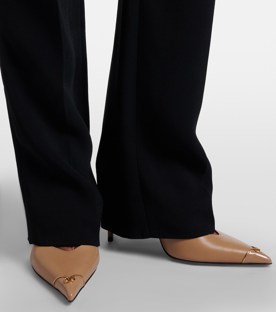 Heartip VLogo leather pumps | Valentino Garavani