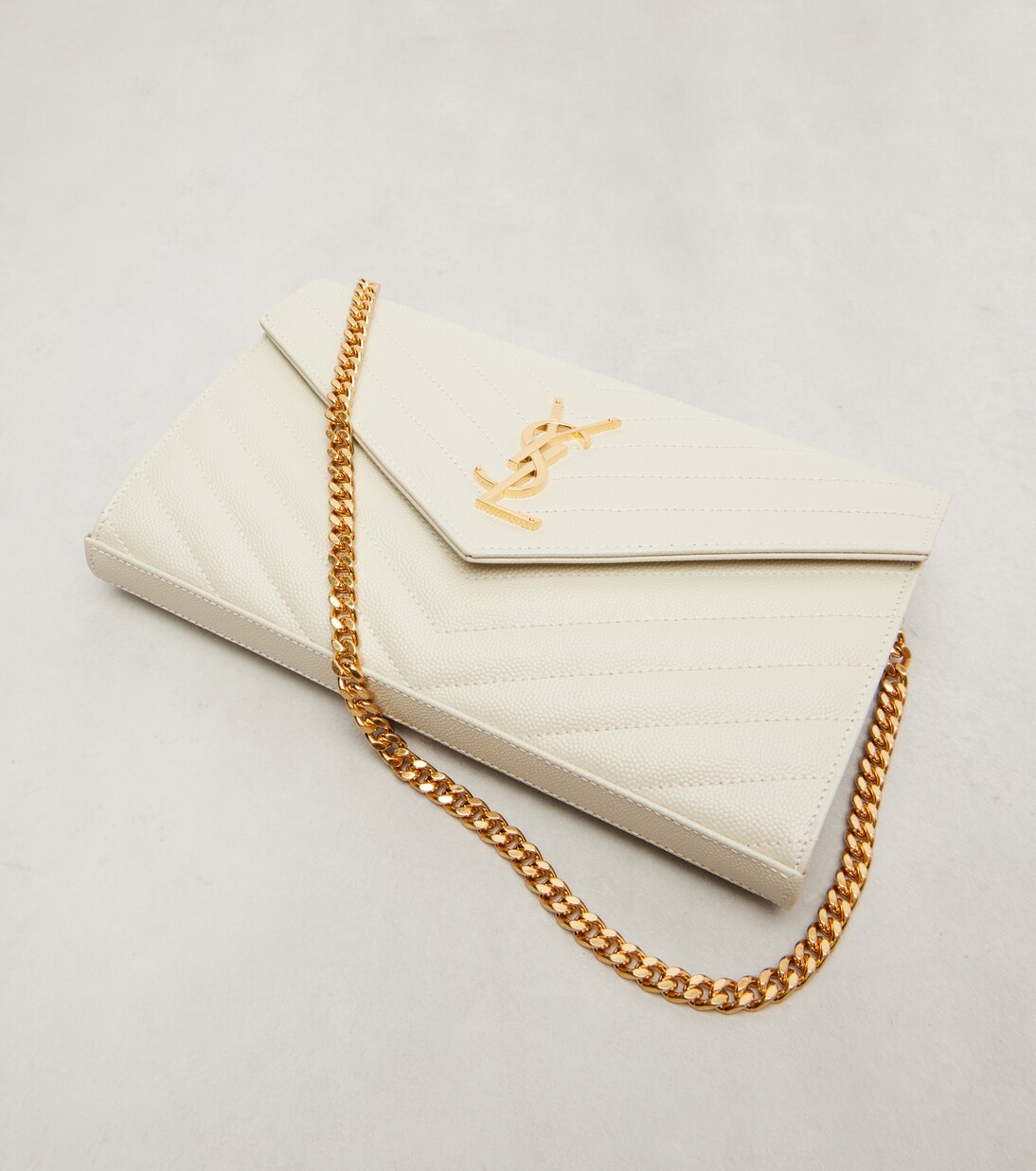 Cassandre matelassé leather wallet on chain | Saint Laurent