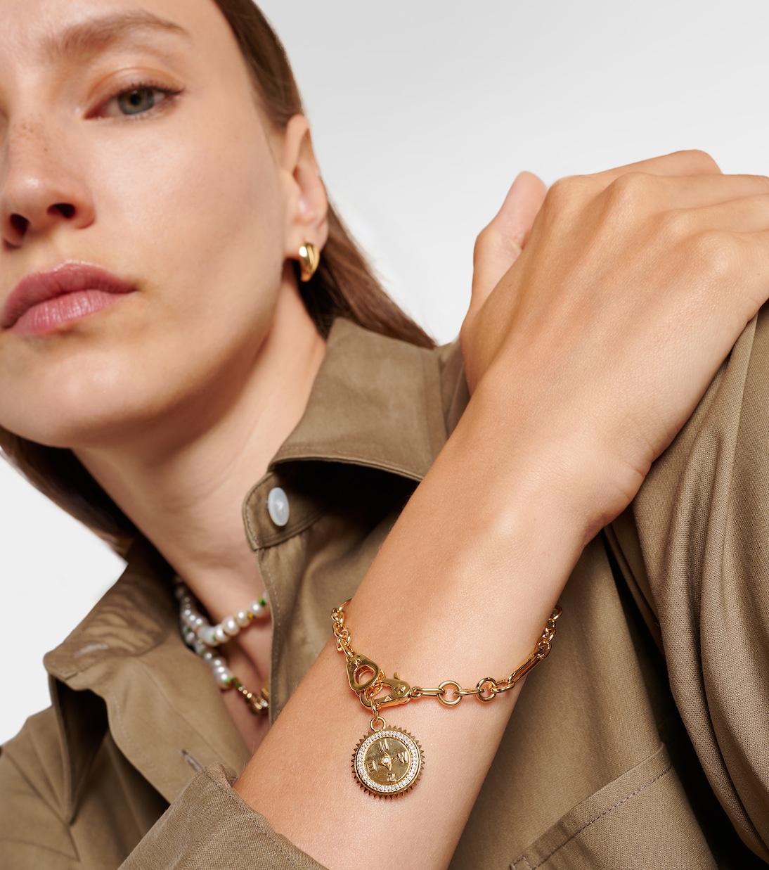 Bracelet Internal Compass en or 18 ct et diamants | FoundRae
