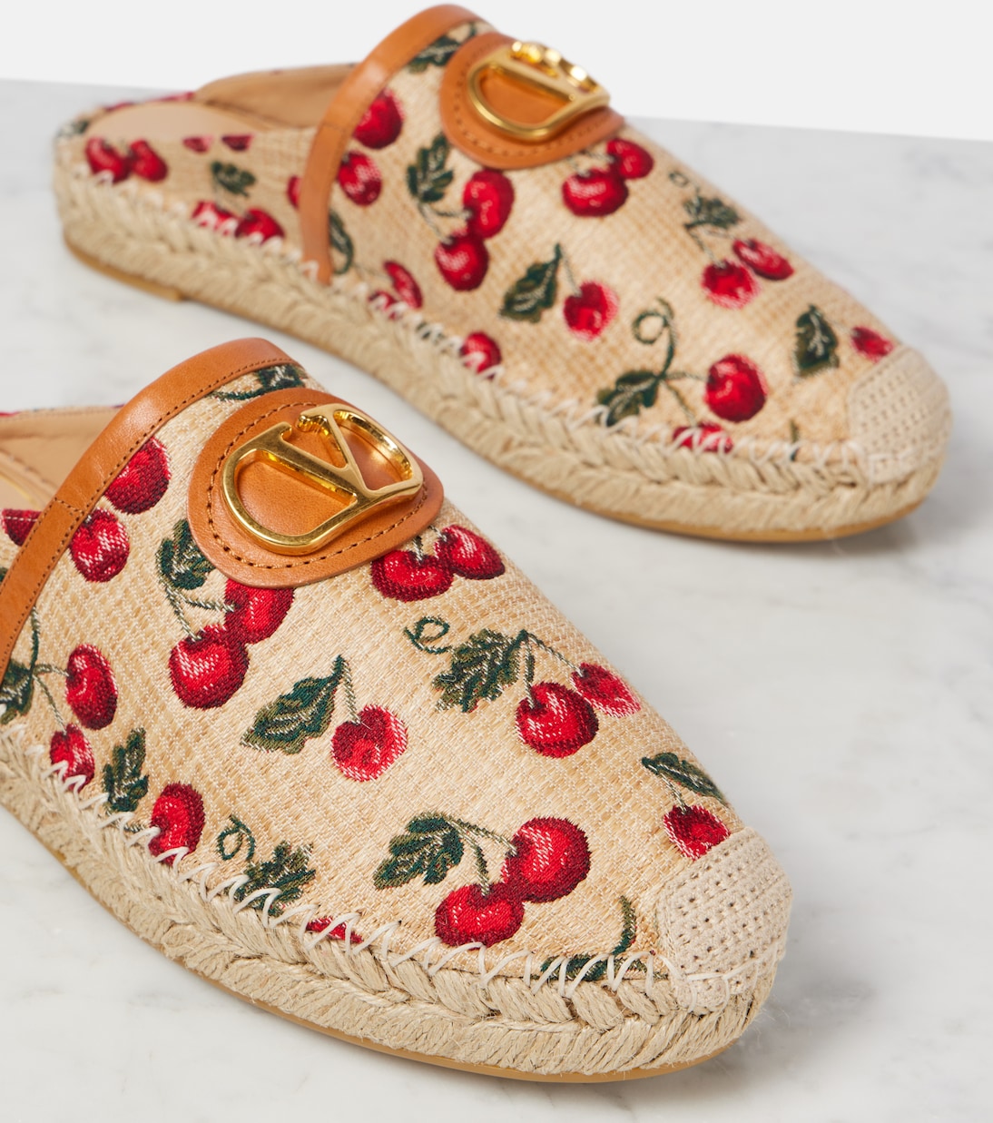 VLogo Cherryfic mules | Valentino Garavani