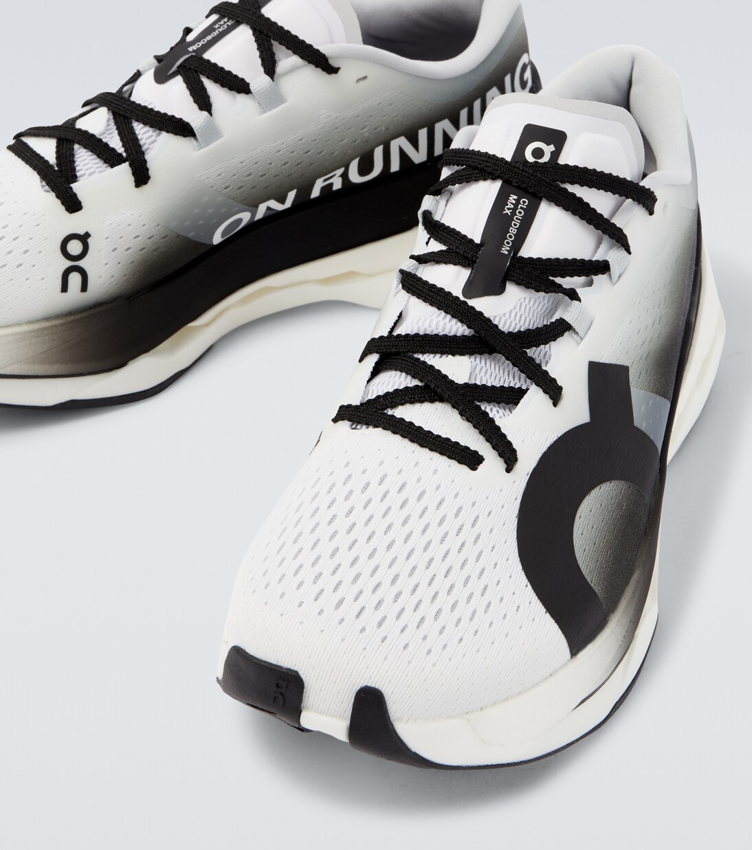 Cloudboom Max running shoes | On