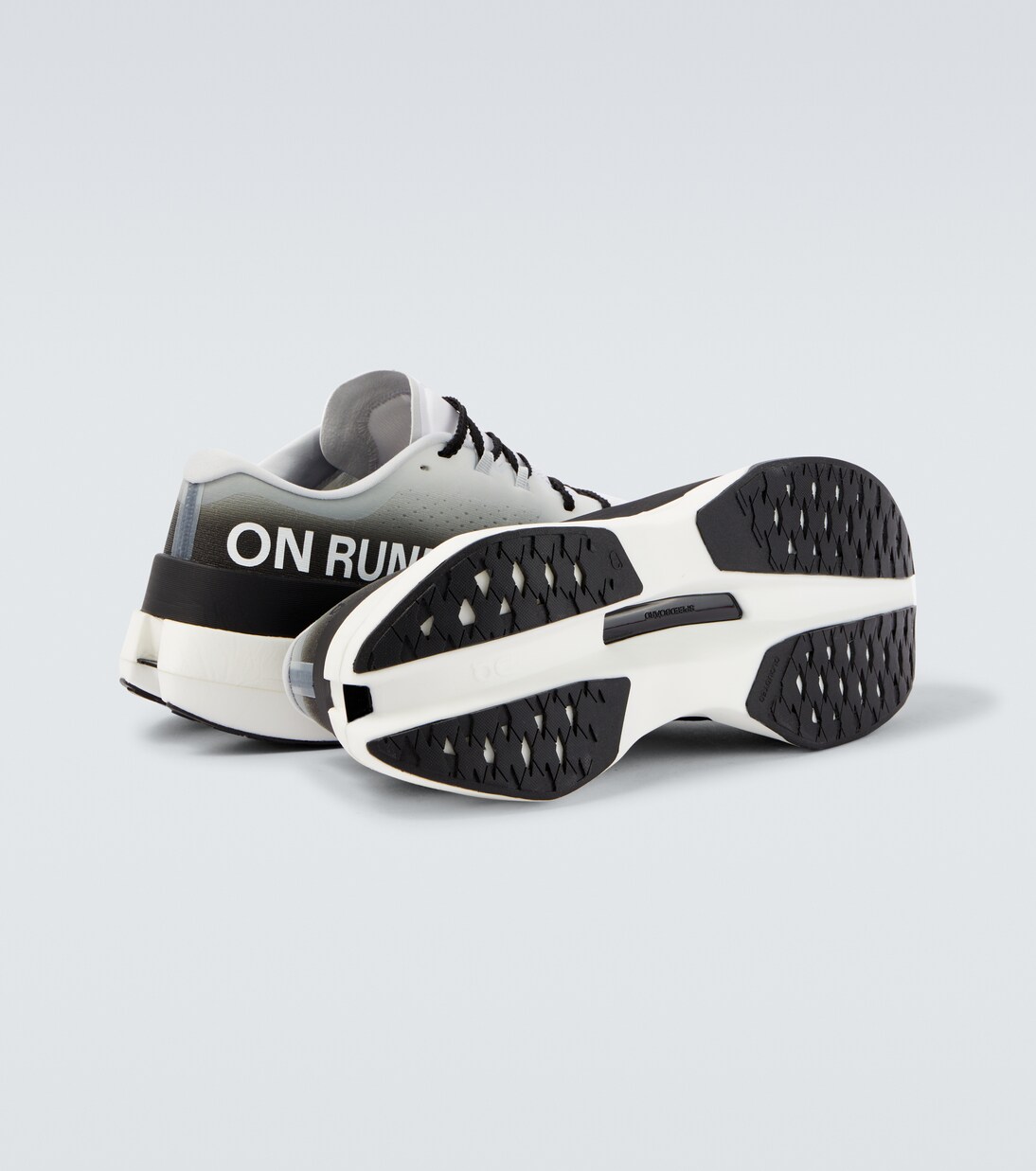 Cloudboom Max running shoes | On